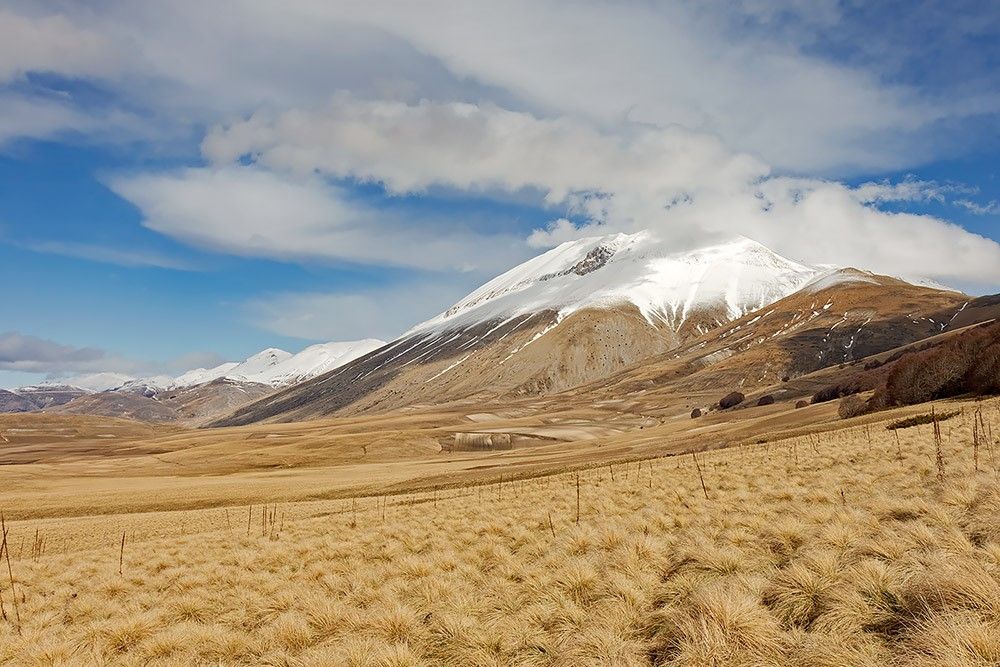 A Castelluccio sul Pian Grande e il Pian Piccolo | Umbria a piedi