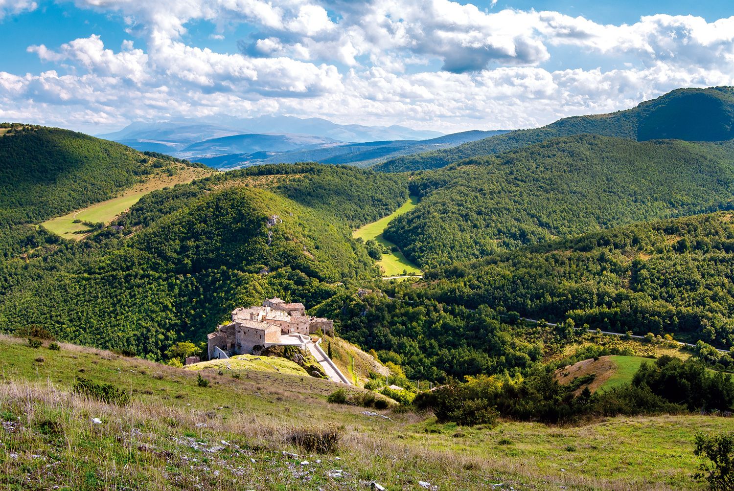 Trekking da Elcito a San Severino Marche | Alta Via delle Marche