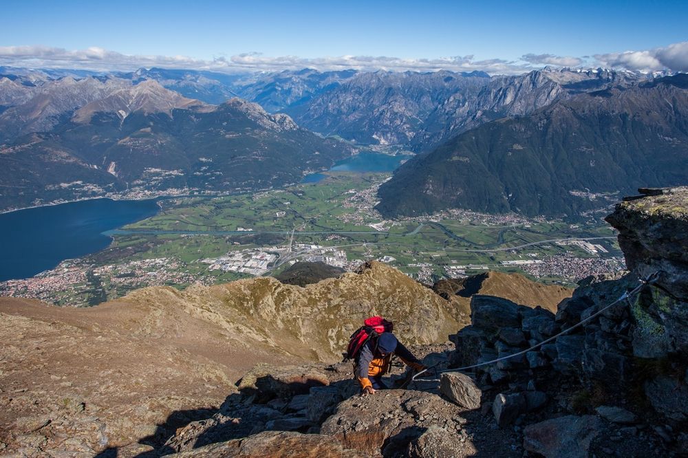 La via normale del Monte Legnone da “A piedi in Lombardia”