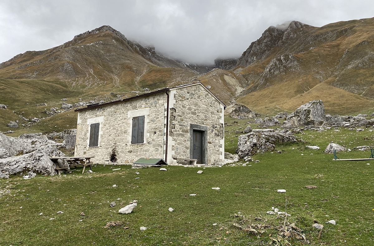 Rifugio del Monte (1614 m) | Gran Sasso-Laga a piedi
