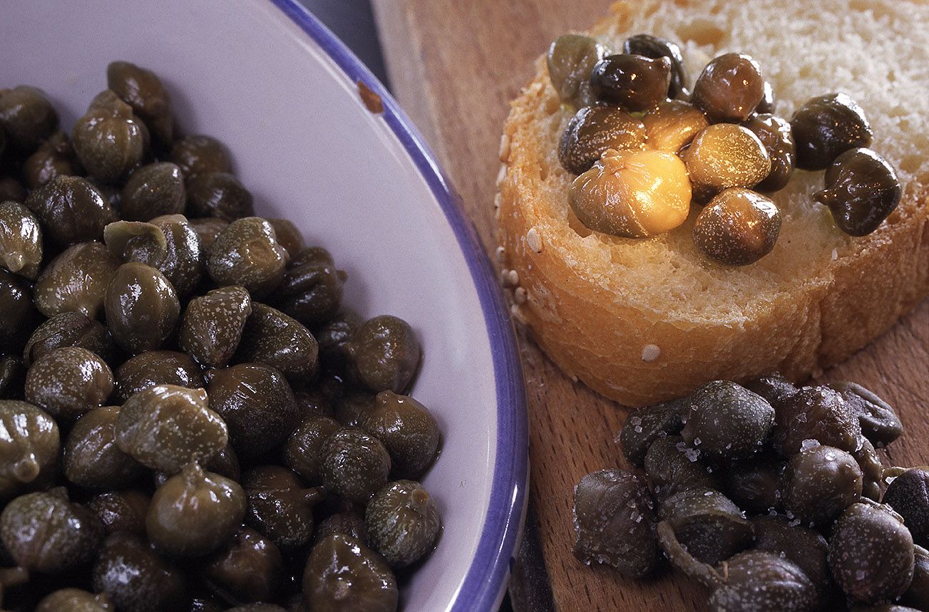 Pantelleria: capperi, che isola!