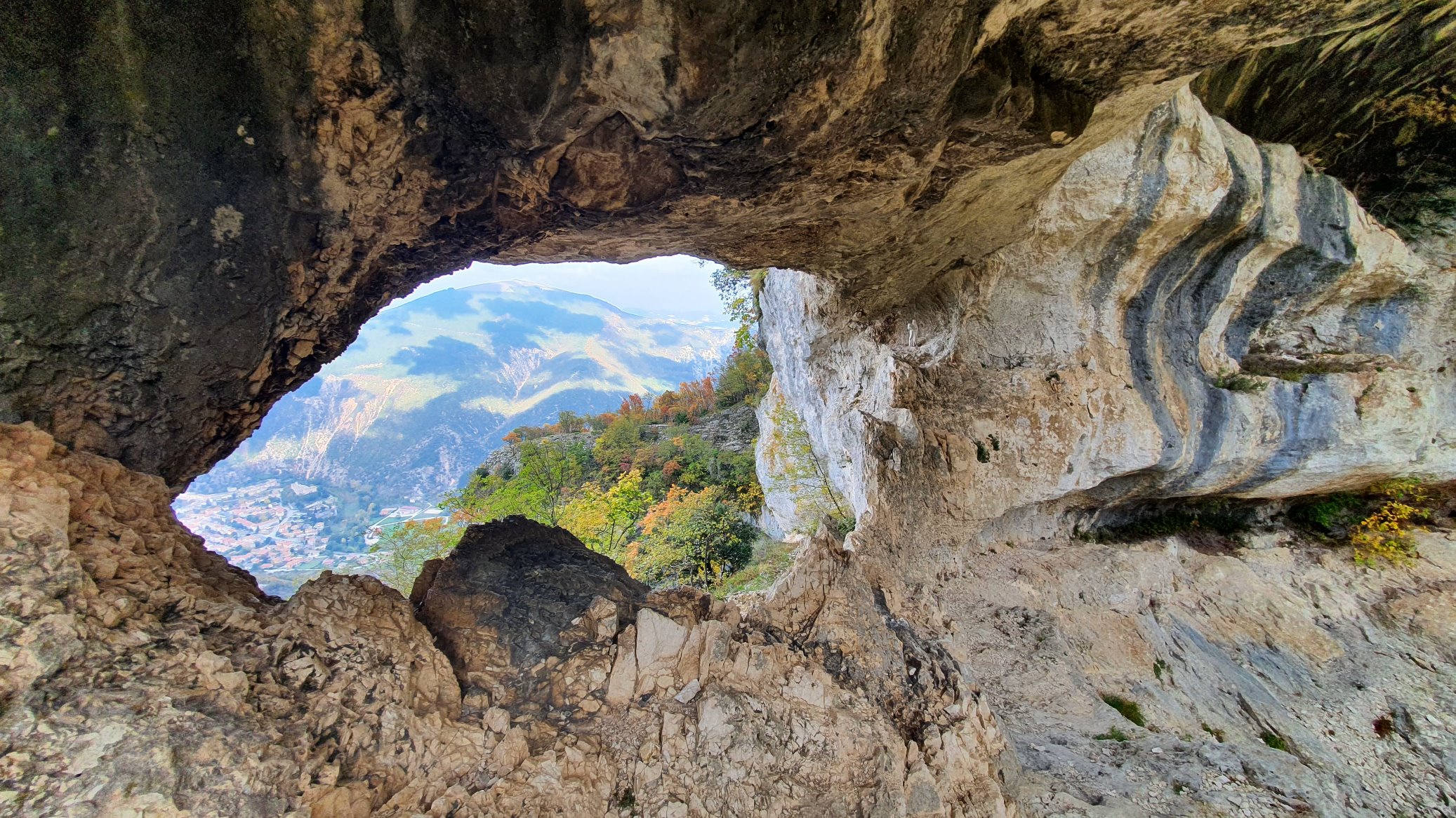 La Balza Forata e la Valle dell’Infernaccio | Marche a piedi