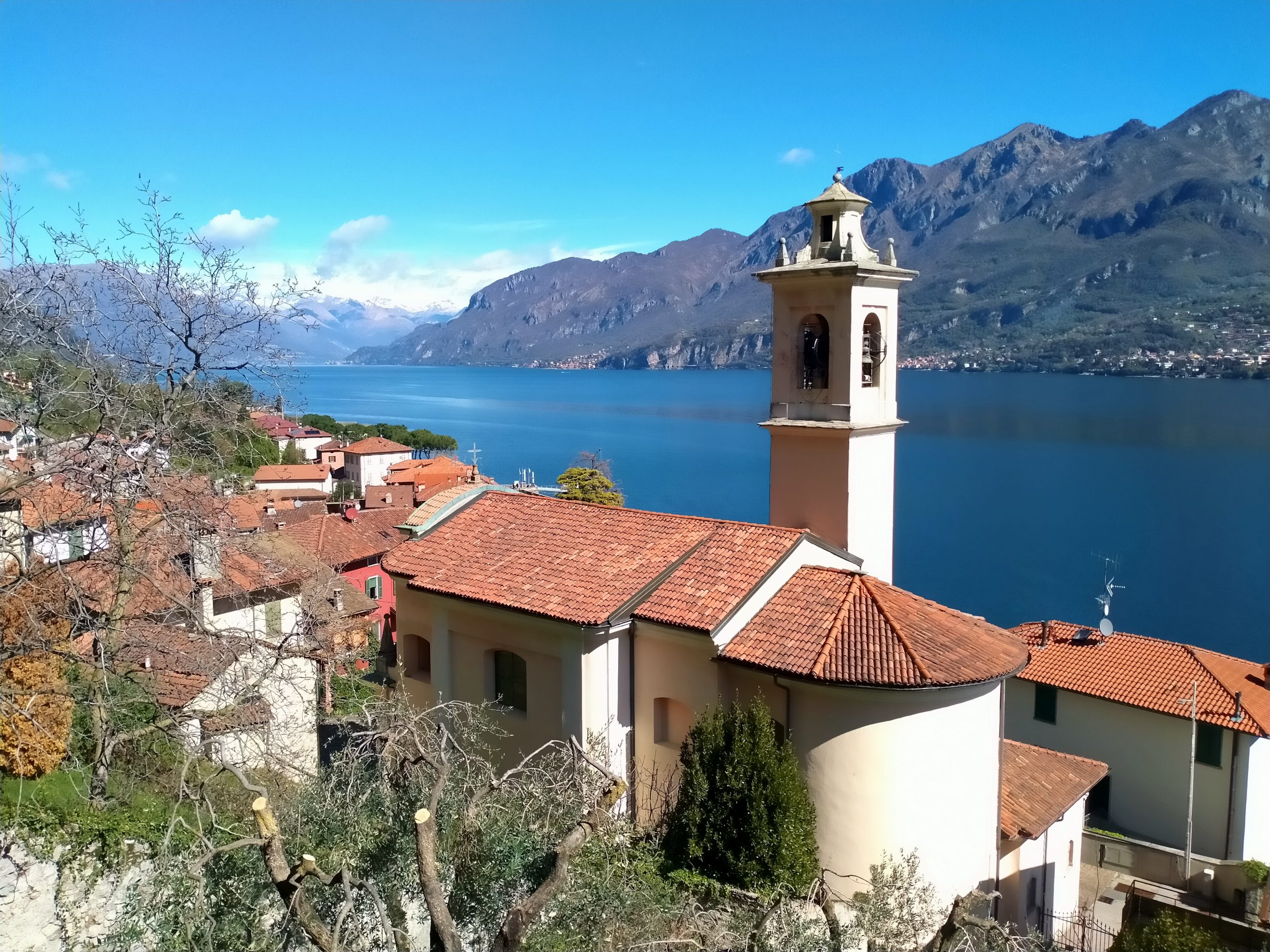 Da Onno per l’Alpe di Monte (700 m) e la Conca di Crezzo (800 m)