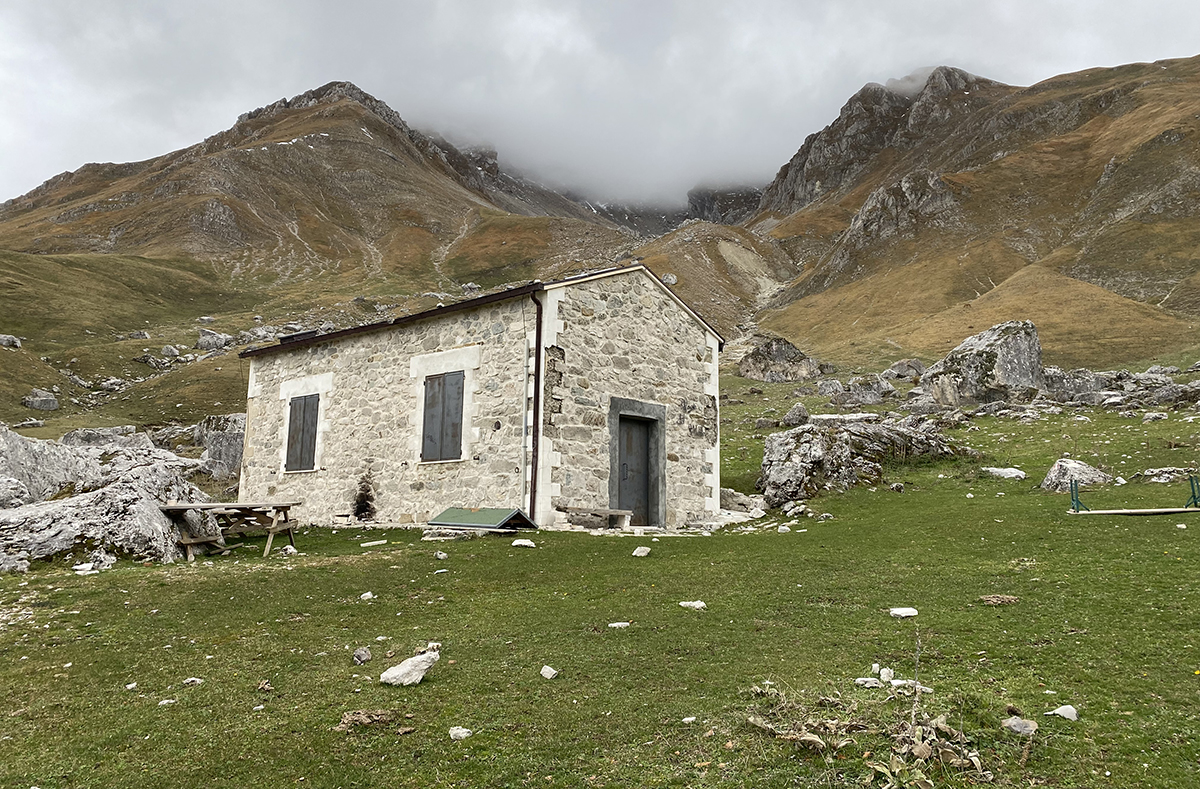 Rifugio del Monte (1614 m) | Gran Sasso-Laga a piedi