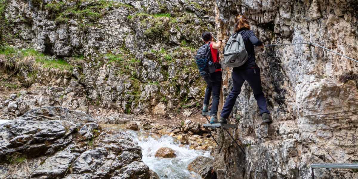 Dolomiti di Cortina a piedi sul Gores de Federa